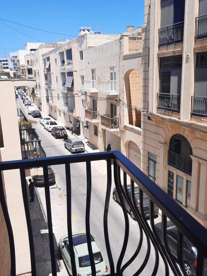 Malta Crown Guesthouse Saint Julian's Екстериор снимка