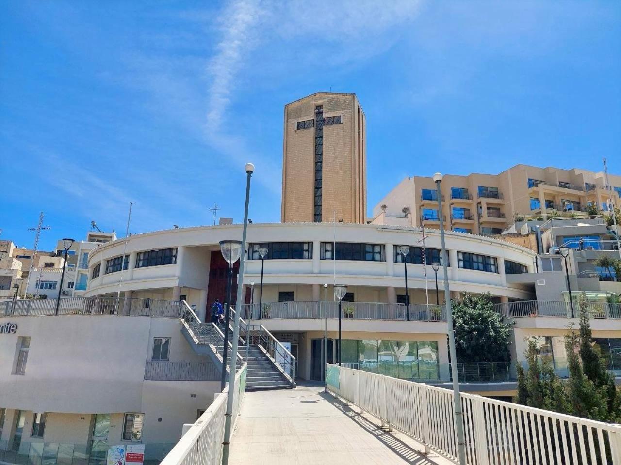 Malta Crown Guesthouse Saint Julian's Екстериор снимка
