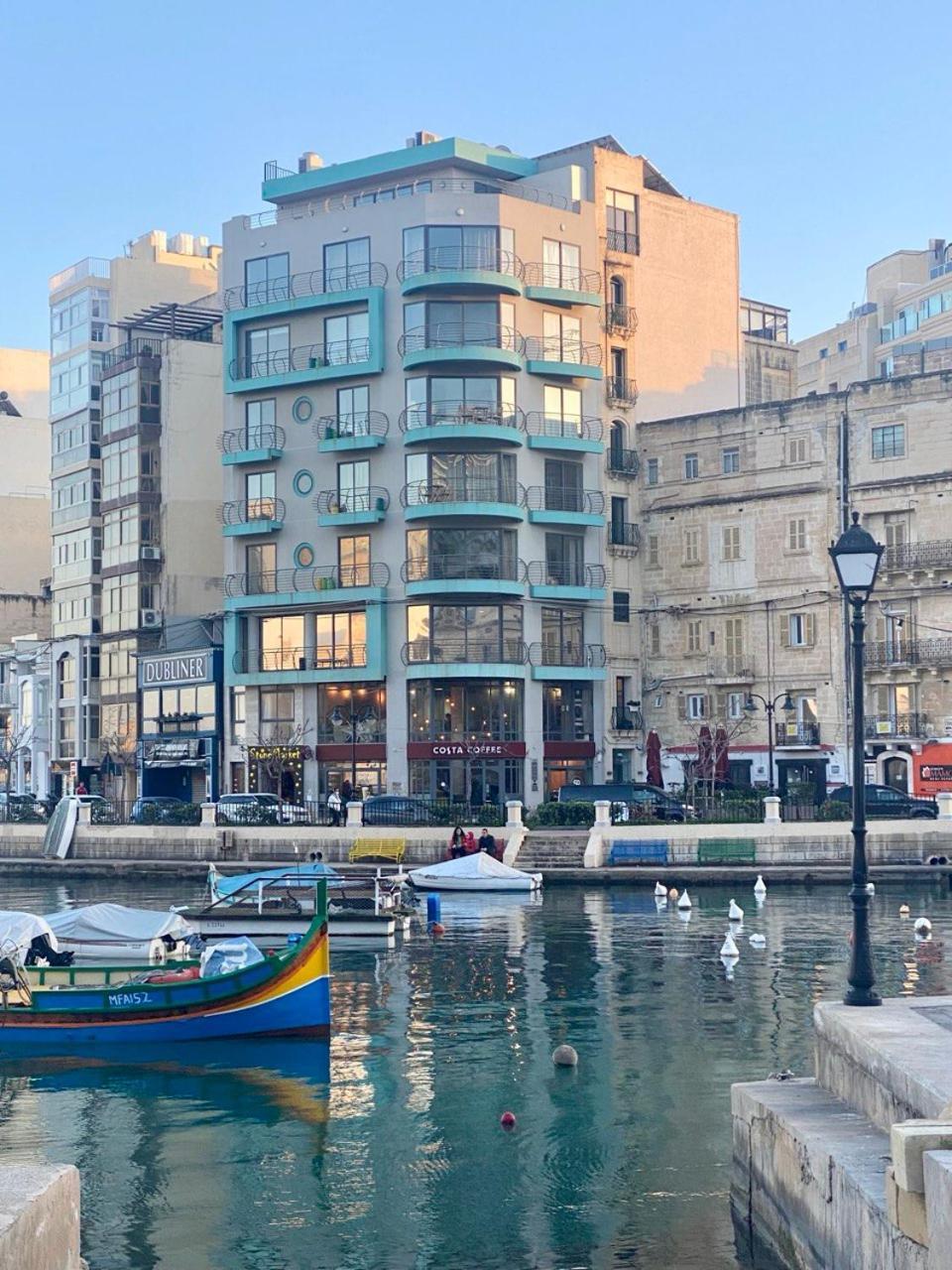 Malta Crown Guesthouse Saint Julian's Екстериор снимка