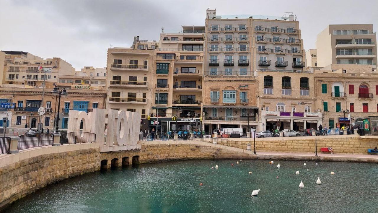 Malta Crown Guesthouse Saint Julian's Екстериор снимка